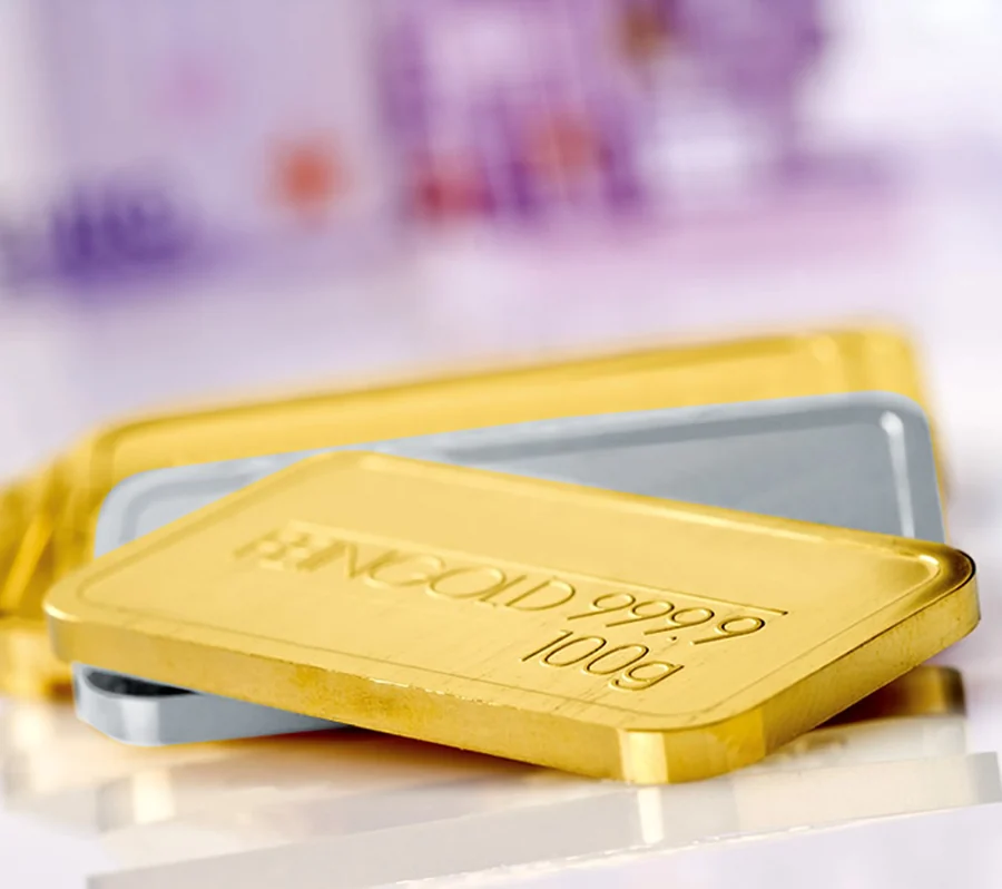 Lingots d'or et d'argent gardés en chambre forte